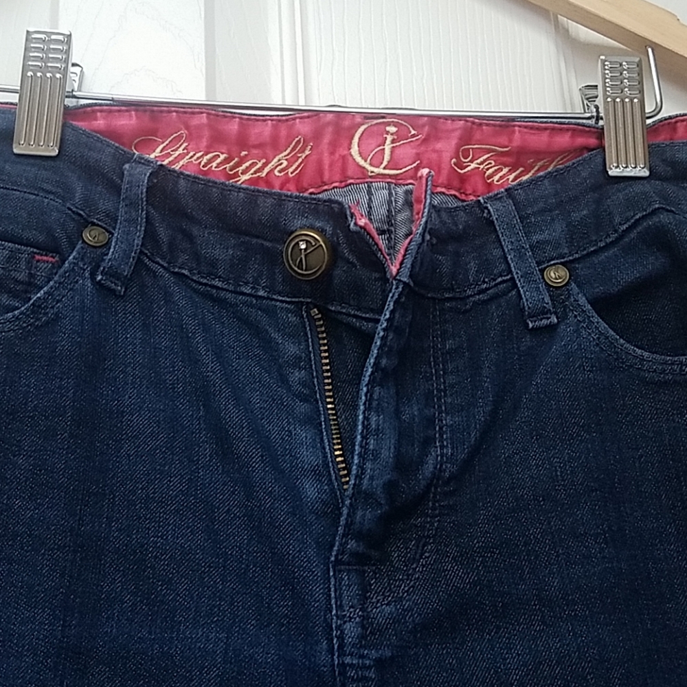 Jeans - Picture 2 of 4